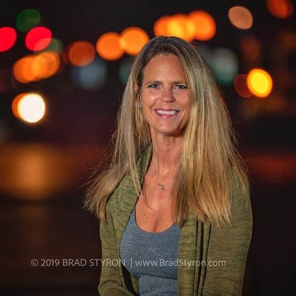 Meet your Posher, Betsy - Picture 1 of 1